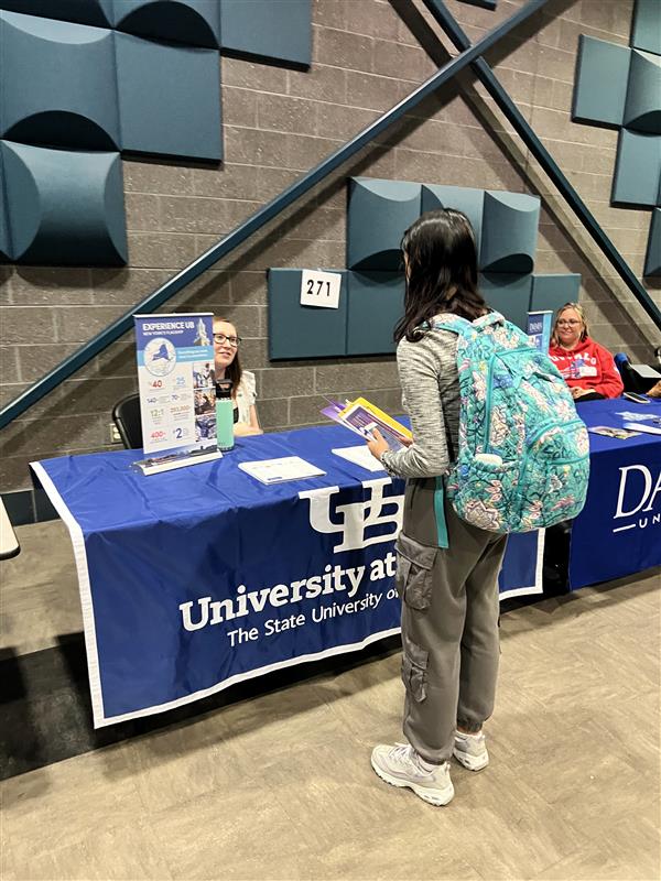 Student speaking with UB representative